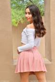 Arya - Pink Miniskirt & Heels -l7logrutcu.jpg