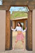 Arya-Pink-Miniskirt-%26-Heels--q7logstu6w.jpg