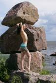 Anais - Girl on the rocks -g7lph8l1gy.jpg