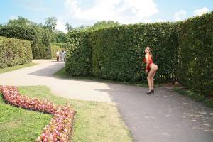 Public Nude girl walking outdoors in Saint-P (x41)-b7l4i7h74l.jpg