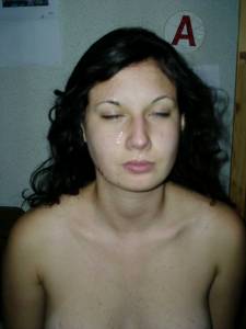 A Horny French Girl called Daphne - amateur x74-y7l89wioxd.jpg