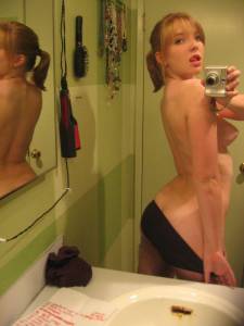 Adorable 19 year old red head mirror poses and masturbates [x245]-v7l9hcwiwz.jpg
