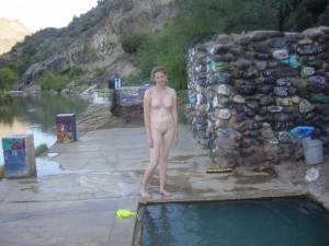 Sexy Nudist Girl x44f7mir1lz40.jpg