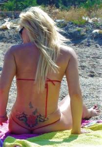 Greek Bikini Blonde Deppy (x19)-37m14vx4mt.jpg
