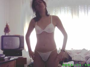 Amatoriale amateur Teresa di potenza nuda in camera-c7m21ovnga.jpg