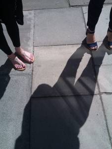 Spying girls feet candid outdoors-d7rclxr460.jpg