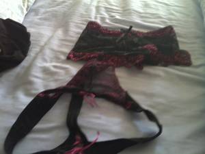 Amateur Mother of A Friend - Housewife stolen phone and panties [x64]-j7m4c3pq41.jpg