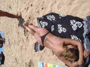 Candid-Beach-Mix-%28sexy-asses-bikini%29-o7m41844mg.jpg