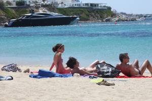 Greek Beach Voyeur Naxos Candid Spy 1-47m5t61qt5.jpg