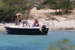 Greek Beach Voyeur Naxos Candid Spy 2l7m5t6nw5e.jpg