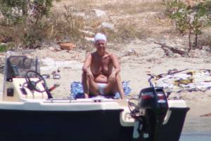 Greek Beach Voyeur Naxos Candid Spy 2b7m5t6ps1q.jpg
