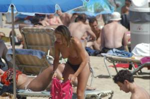 Barcelona 2 - Candid Beach Voyeur Spying-e7m5whos27.jpg