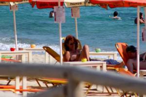 Greek Beach Voyeur Naxos Candid Spy 3-67m5tjpavs.jpg