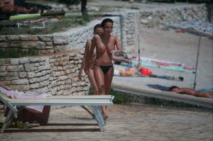 Spying topless girlfriends beach voyeur-b7m5vm6vqv.jpg