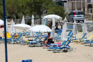 Greek Beach Voyeur Naxos Candid Spy 3-n7m5tnvys1.jpg