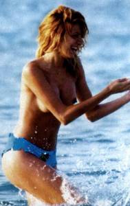 Adriana Volpe Italian Nude Celebrity-q7m7gw51fz.jpg