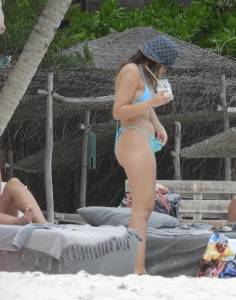 Sofia Jamora - Sexy Big Ass in Thong Bikini on the Beach in Mexico Cityp7m7iebjcc.jpg
