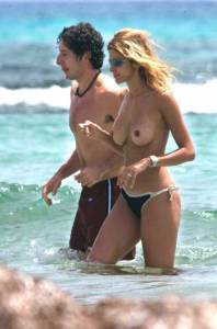 Adriana Volpe Italian Nude Celebrity-c7m7gtcreb.jpg