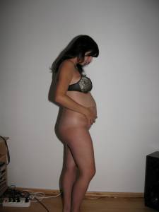 Pregnant Renata x91-m7m84g8wo2.jpg
