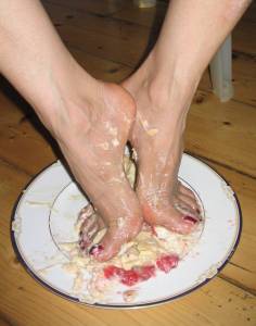 Amateur Mature Feet Wife [x341]-x7mj01lxdi.jpg