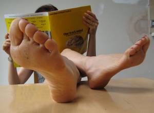 Amateur Mature Feet Wife [x341]-j7mj03jnaz.jpg
