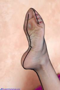 Pantyhose Feet-  232-02 Dalia (x61)-i7mkr4od5t.jpg