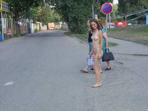 Alzbeta S - Nude in Public-17mlbedbnb.jpg