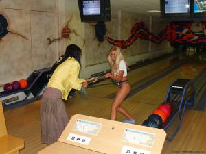 Evi C and Stefanie S - NIP Naked Bowling-h7mlbrxnvl.jpg