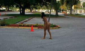 Nude In Public - New Girl-q7mld4awjy.jpg