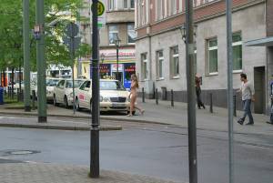 Dagmar K- Naked in Public-47mlt4rnxp.jpg