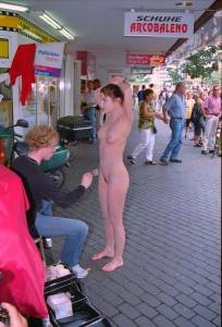 Andrea and Kristyna - Nude in Public-i7mls9tgjj.jpg