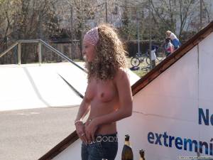 Eva A - Nude in public-a7mlu2ofr4.jpg