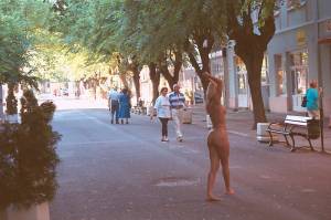 Nude in Public - Niki-57mqqdovre.jpg
