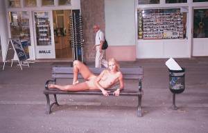 Nude in Public - Niki-a7mqqdtk5a.jpg