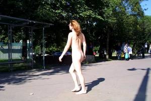 Nude-in-Public-Natalia-07mqq1djhl.jpg