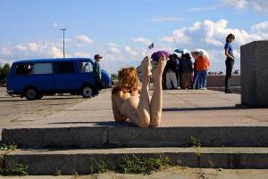 Nude-in-Public-Natalia-i7mqq16f2v.jpg