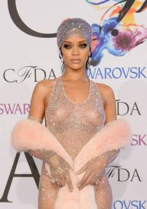 Rihanna See Throu Candids â€“ 2014 CFDA Fashion Awards in New York-h7mr3uapmh.jpg
