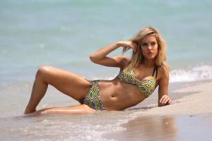 Joy Corrigan - bikini photoshoot in Miami - June 18, 2016 HQo7mr66dey0.jpg