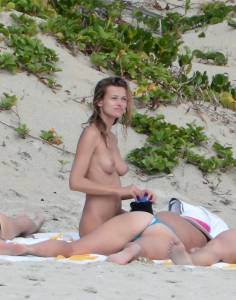 Spying Supermodel Edita Vilkeviciute Flashing Her Pussy And Tits + Photoshoots-k7mshi9jhw.jpg