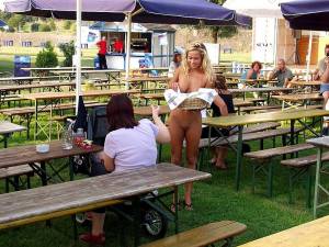 Nude in Public - Viki G-67mskidnse.jpg