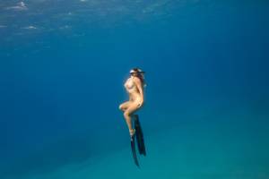 Sportive Young Surfer Girls On A Trip Around Nude Underwater-h7msmxlzoy.jpg