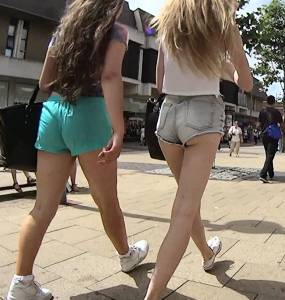 Teen in shorts showing butt cheeks x49-17msl8qr7k.jpg