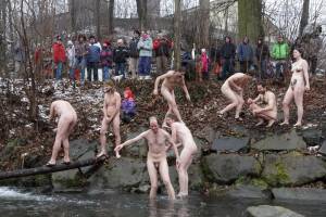 Russian Family Nudist Winter Bathing-57msttepg2.jpg