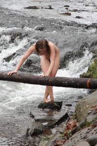 Russian-Family-Nudist-Winter-Bathing-k7msttx7is.jpg