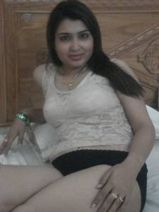 Beautiful-Pakistani-middle-aged-woman-nude-photos-leaked-%5Bx196%5D-w7mti9cwh5.jpg