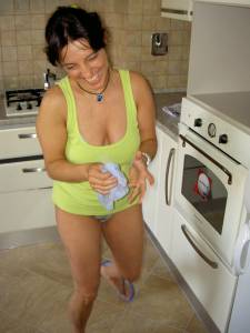 Having fun with housewife. Wife at work (NN - Realife)-d7mt15aoh5.jpg