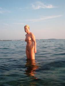 Photos from worldwide nude beaches-q7mt73fy26.jpg