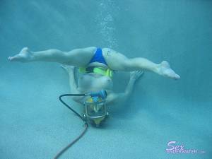 Sandy Knight underwater (x159)-47mt9vg7e1.jpg