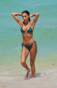 Chantel Jeffries â€“ Gorgeous Boobs in a Small Bikini at the Beach in Miami-57mufw4n4r.jpg
