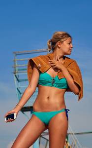 2020.07.15-Unaware-Sexy-Bikini-Girls-Beach-Camel-Toes-Voyeur-%5B76Pics%5D-i7mvx2t7hg.jpg